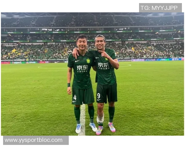 国安队李磊因右大腿肌肉拉伤预计缺阵四周球队面临人员紧张局面